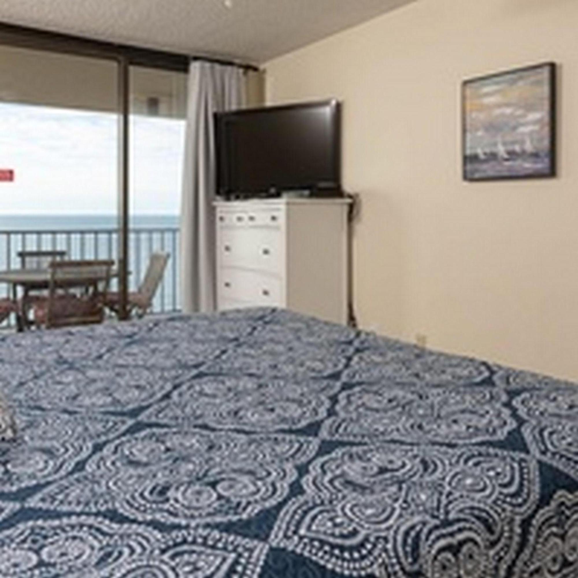Apartment Phoenix Iii By Brett Robinson Vacations *